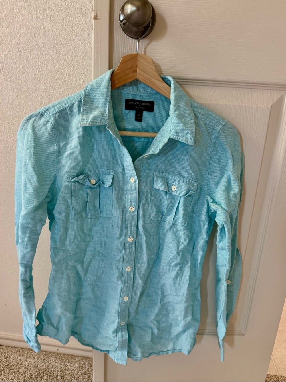 Banana Republic Aqua Linen Button-Up Shirt